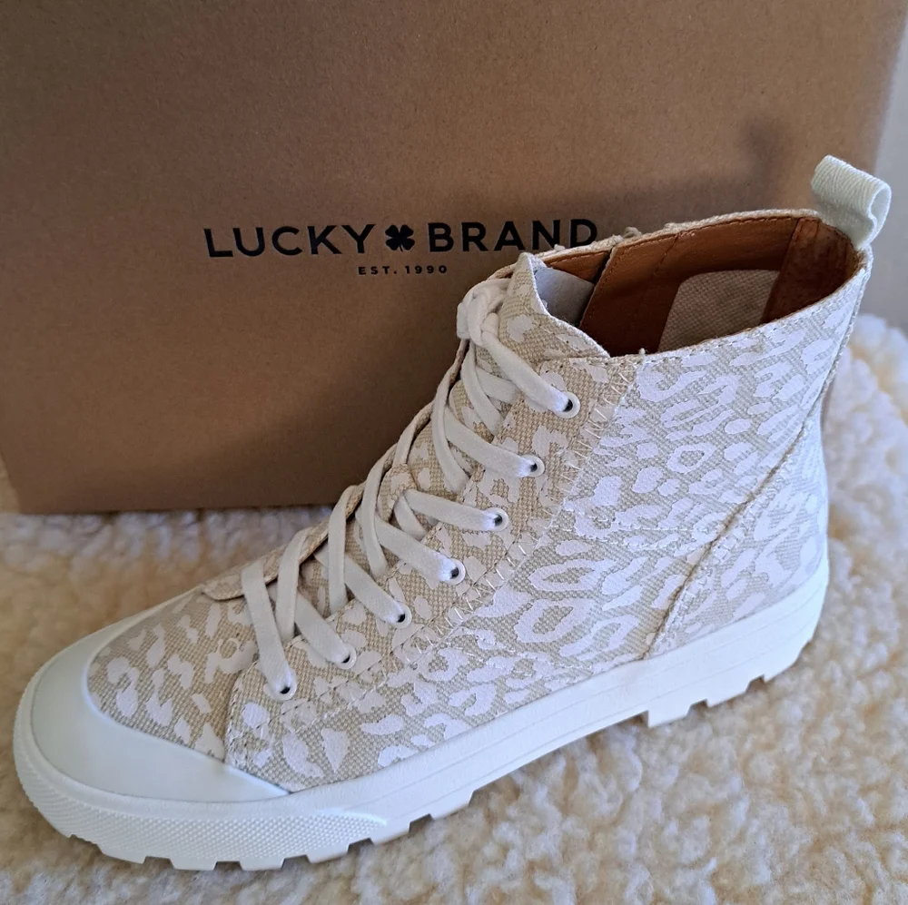 Lucky Brand Women's Eisley Causal High Top Sneaker - Picture 1 of 12